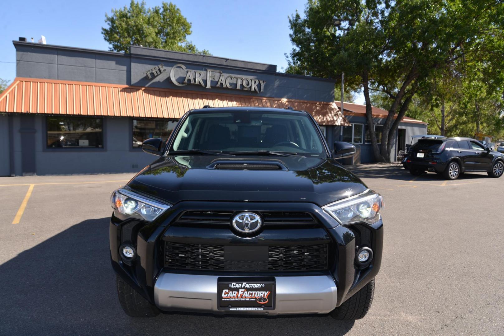 2022 MIDNIGHT BLACK METALLIC /Gray Toyota 4Runner TRD Off-road 4WD (JTEPU5JR4N5) with an 4.0L V6 DOHC 24V engine, 5 Speed Automatic transmission, located at 4562 State Avenue, Billings, MT, 59101, (406) 896-9833, 45.769516, -108.526772 - 2022 Toyota 4Runner TRD offroad 4x4 It is a low mileage one owner SUV with remaining factory warranty, it runs and drives nicely. The interior and exterior are very clean. The Tires are 17 Inch Dunlap Grand Trek's and they are in good shape it has a 4 Liter V6, 5 Speed Automatic Transmission, Lo - Photo#6