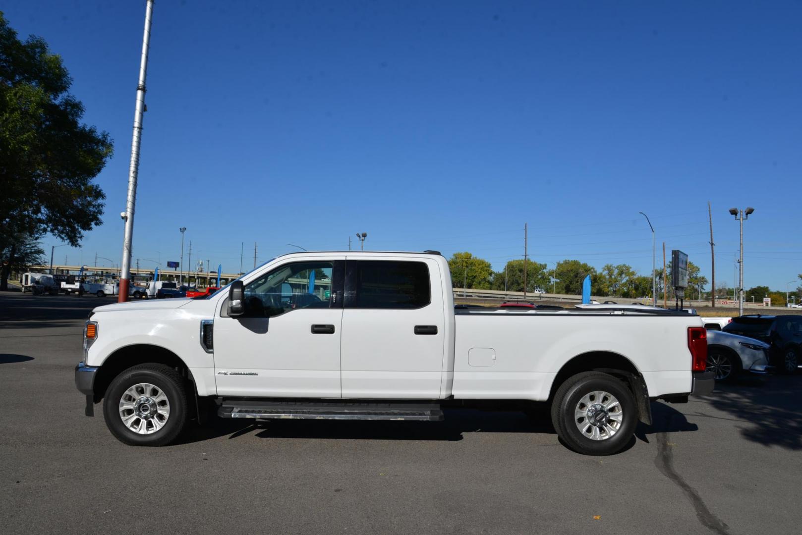 2021 Oxford White /Grey Ford F-350 SD XLT (1FT8W3BT4ME) with an 6.7L V8 OHV 16V DIESEL engine, 10 Speed Automatic transmission, located at 4562 State Avenue, Billings, MT, 59101, (406) 896-9833, 45.769516, -108.526772 - Photo#2