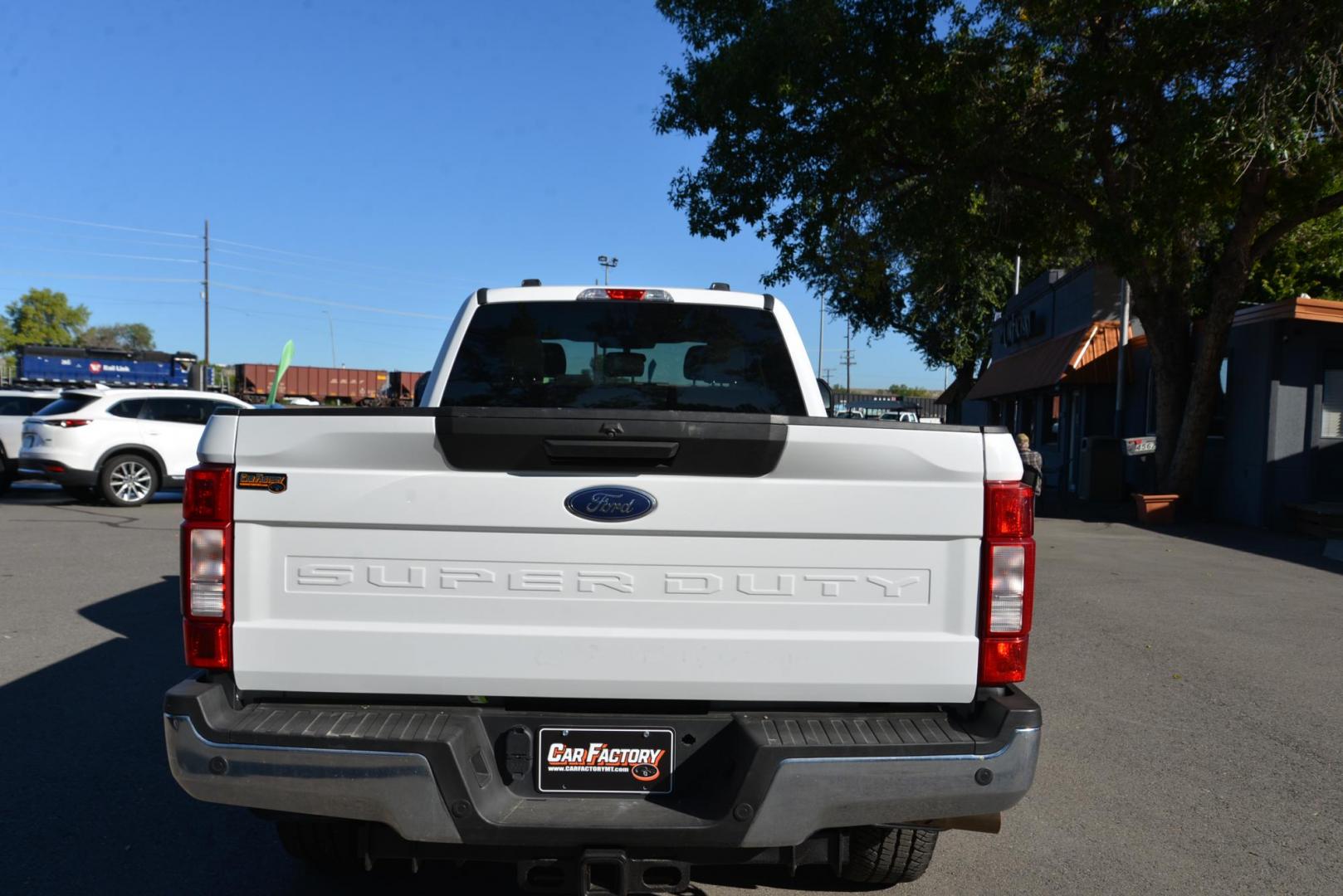 2021 Oxford White /Grey Ford F-350 SD XLT (1FT8W3BT4ME) with an 6.7L V8 OHV 16V DIESEL engine, 10 Speed Automatic transmission, located at 4562 State Avenue, Billings, MT, 59101, (406) 896-9833, 45.769516, -108.526772 - 2021 Ford F3 50 Super Duty Power Stroke Crew Cab 4x4 with an 8 foot bed it is a One Owner Diesel, there are no accidents recorded on the history report. The interior and exterior are very clean and the Ford runs and drives nicely. The tires are 18 inch Michelin LTX's and they are in next to new - Photo#13