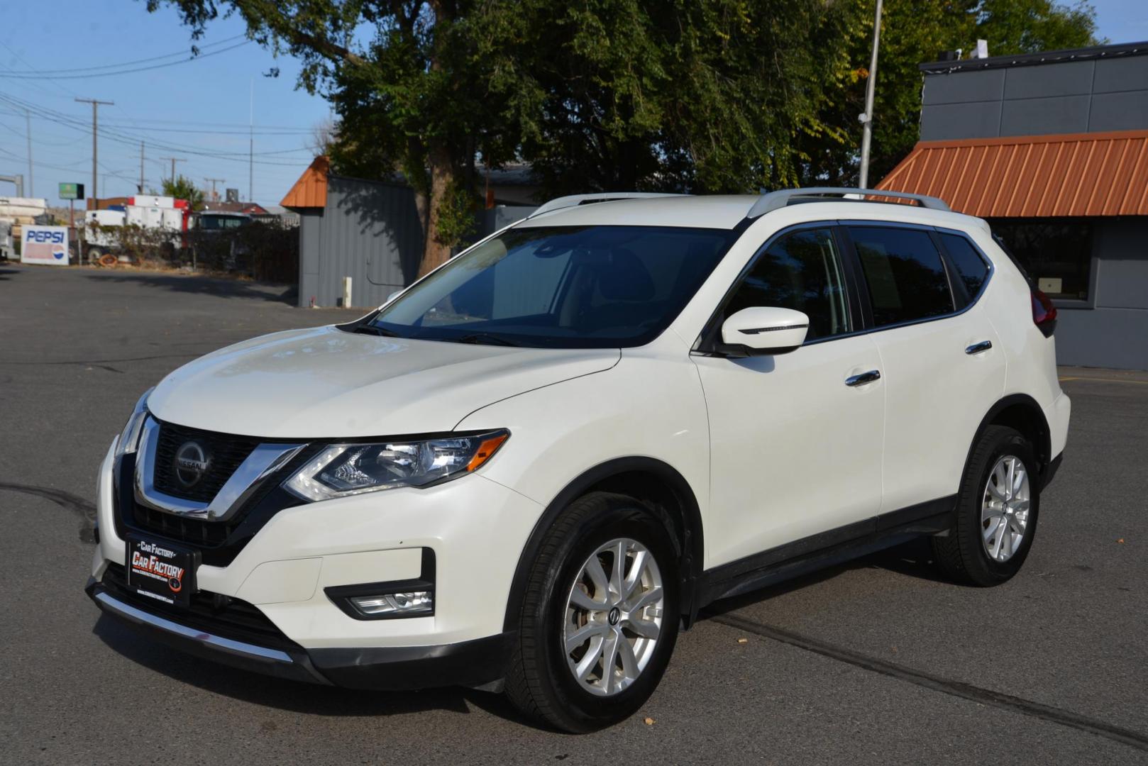 2019 Pearl White /Grey Nissan Rogue SV (5N1AT2MV2KC) with an 2.5L L4 DOHC 16V engine, CVT transmission, located at 4562 State Avenue, Billings, MT, 59101, (406) 896-9833, 45.769516, -108.526772 - 2019 Nissan Rogue SV All Wheel Drive This Low mileage Rogue has no accidents recorded on the history report. The Nissan runs and drives nicely. The interior and exterior are clean. The 17 Inch tires are in next to new condition it has a 2.5 Liter 4 Cylinder , Continuously variable transmission, - Photo#3