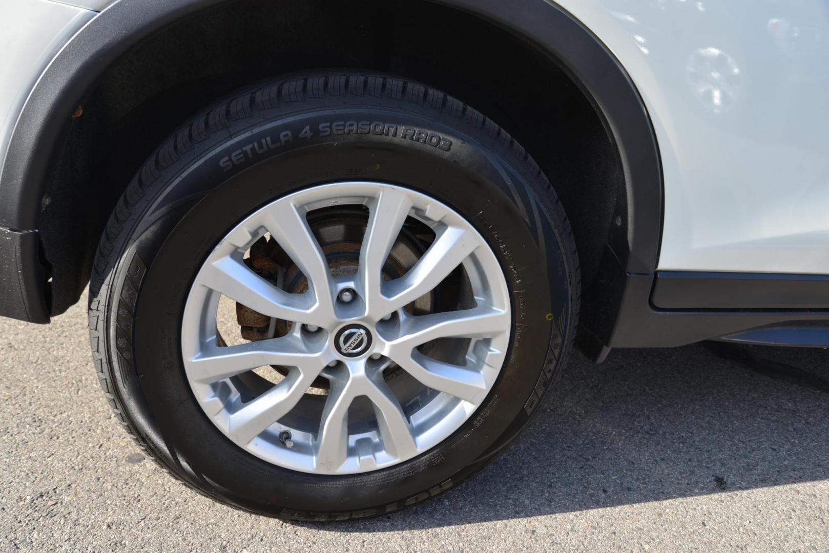 2019 Pearl White /Grey Nissan Rogue SV (5N1AT2MV2KC) with an 2.5L L4 DOHC 16V engine, CVT transmission, located at 4562 State Avenue, Billings, MT, 59101, (406) 896-9833, 45.769516, -108.526772 - 2019 Nissan Rogue SV All Wheel Drive This Low mileage Rogue has no accidents recorded on the history report. The Nissan runs and drives nicely. The interior and exterior are clean. The 17 Inch tires are in next to new condition it has a 2.5 Liter 4 Cylinder , Continuously variable transmission, - Photo#23