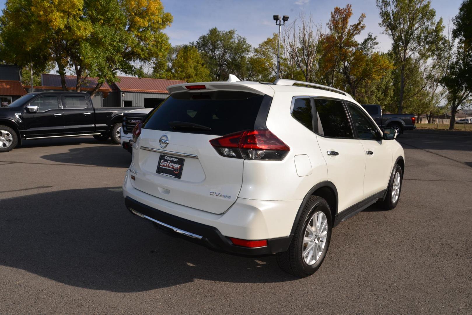 2019 Pearl White /Grey Nissan Rogue SV (5N1AT2MV2KC) with an 2.5L L4 DOHC 16V engine, CVT transmission, located at 4562 State Avenue, Billings, MT, 59101, (406) 896-9833, 45.769516, -108.526772 - 2019 Nissan Rogue SV All Wheel Drive This Low mileage Rogue has no accidents recorded on the history report. The Nissan runs and drives nicely. The interior and exterior are clean. The 17 Inch tires are in next to new condition it has a 2.5 Liter 4 Cylinder , Continuously variable transmission, - Photo#7