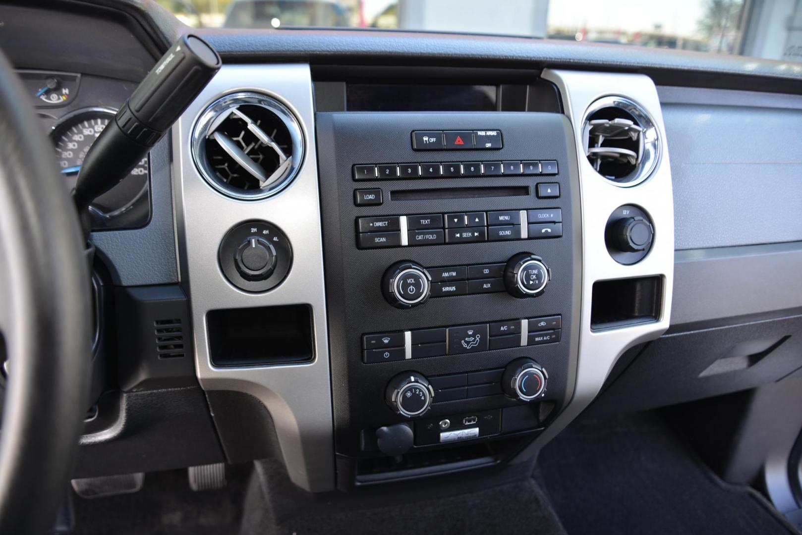 2014 Oxford White /Grey Ford F-150 XL SuperCrew 5.5-ft. Bed 4WD (1FTFW1EF8EK) with an 5.0L V8 engine, 6-Speed Automatic transmission, located at 4562 State Avenue, Billings, MT, 59101, (406) 896-9833, 45.769516, -108.526772 - Photo#15