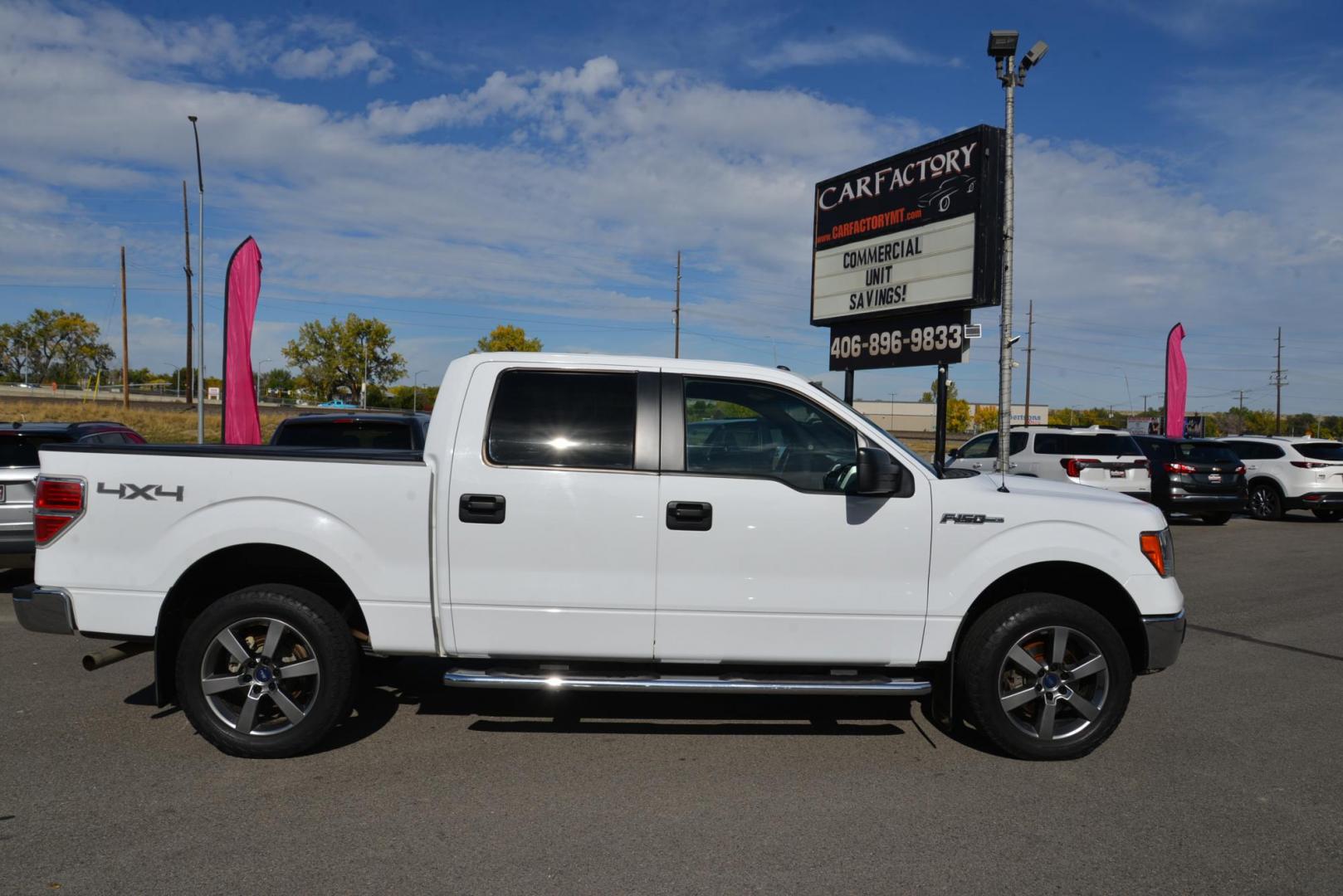 2014 Oxford White /Grey Ford F-150 XL SuperCrew 5.5-ft. Bed 4WD (1FTFW1EF8EK) with an 5.0L V8 engine, 6-Speed Automatic transmission, located at 4562 State Avenue, Billings, MT, 59101, (406) 896-9833, 45.769516, -108.526772 - 2014 Ford F1 50 Super Crew XLT 4x4, 5 1/2 Foot Bed It's a Low mileage , One Owner Ford, There are no accidents recorded on the history report, The interior and exterior are very clean and the Ford runs and drives smooth and quiet. The tires are in good condition it has a 5 Liter V8, 6 Speed Aut - Photo#3