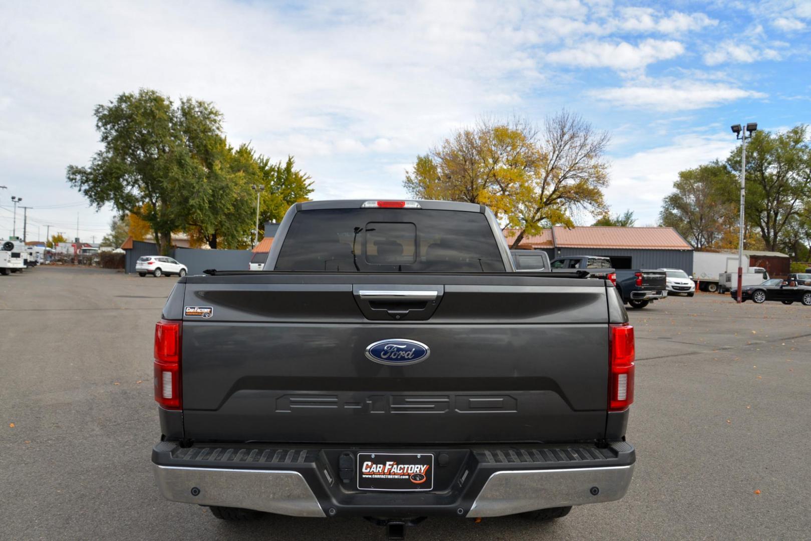 2018 Magnetic /Grey Ford F-150 Lariat (1FTEW1E52JF) with an 5.0L V8 OHV 32V engine, 10 Speed Automatic transmission, located at 4562 State Avenue, Billings, MT, 59101, (406) 896-9833, 45.769516, -108.526772 - 2018 Ford F1 50 Super Crew Lariat 4x4 This Low Mileage, One Owner Ford has no accidents recorded on the history report. The truck runs and drives nicely. The interior and exterior are very clean. The 20 Inch Tires are in next to new condition The Ford has a 5 Liter V8 Engine. 10 Speed Automati - Photo#9