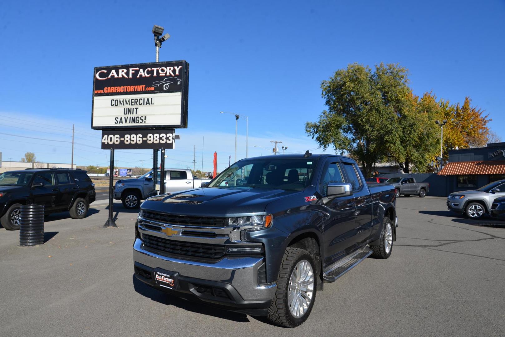 2019 Shadow Grey Metallic /Jet Black Chevrolet Silverado 1500 LT Double Cab 4WD (1GCRYDEDXKZ) with an 5.3L V8 OHV 16V engine, 6A transmission, located at 4562 State Avenue, Billings, MT, 59101, (406) 896-9833, 45.769516, -108.526772 - 2019 Chevy 1500 LT Z71 4 Wheel Drive This Low Mileage Chevy is a One Owner truck. There are no accidents recorded on the history report. There are multiple service records notated on the history report. The Chevy runs and drives smooth and quiet. The interior and exterior are clean. The 22 Inch - Photo#2