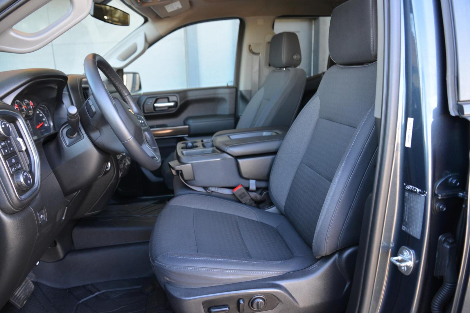 2019 Shadow Grey Metallic /Jet Black Chevrolet Silverado 1500 LT Double Cab 4WD (1GCRYDEDXKZ) with an 5.3L V8 OHV 16V engine, 6A transmission, located at 4562 State Avenue, Billings, MT, 59101, (406) 896-9833, 45.769516, -108.526772 - 2019 Chevy 1500 LT Z71 4 Wheel Drive This Low Mileage Chevy is a One Owner truck. There are no accidents recorded on the history report. There are multiple service records notated on the history report. The Chevy runs and drives smooth and quiet. The interior and exterior are clean. The 22 Inch - Photo#17