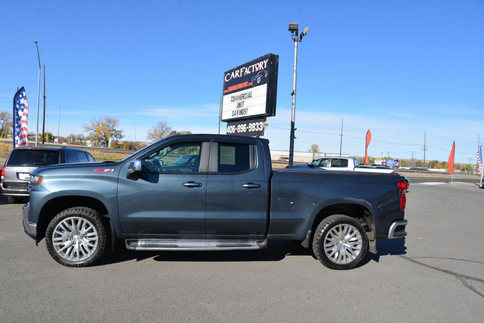 2019 Shadow Grey Metallic /Jet Black Chevrolet Silverado 1500 LT Double Cab 4WD (1GCRYDEDXKZ) with an 5.3L V8 OHV 16V engine, 6A transmission, located at 4562 State Avenue, Billings, MT, 59101, (406) 896-9833, 45.769516, -108.526772 - 2019 Chevy 1500 LT Z71 4 Wheel Drive This Low Mileage Chevy is a One Owner truck. There are no accidents recorded on the history report. There are multiple service records notated on the history report. The Chevy runs and drives smooth and quiet. The interior and exterior are clean. The 22 Inch - Photo#3