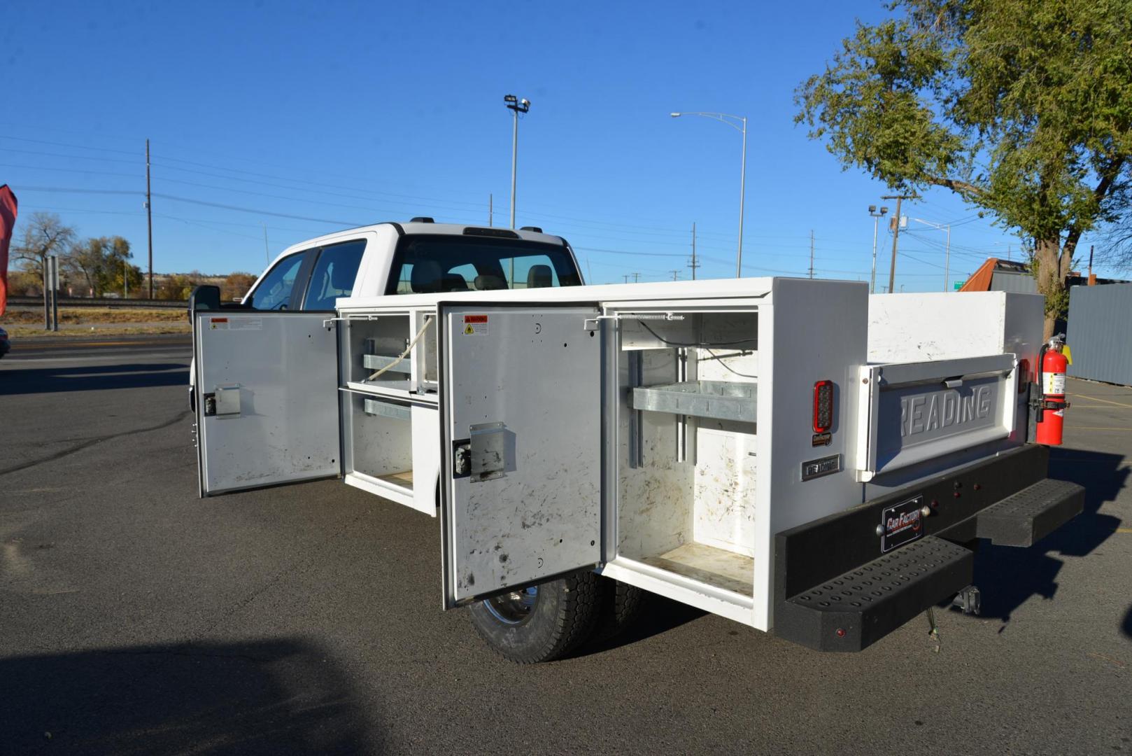 2022 Oxford White /Tan Ford F-350 SD XL (1FD8W3HT4NE) with an 6.7L V8 OHV 16V DIESEL engine, 10 Speed Automatic transmission, located at 4562 State Avenue, Billings, MT, 59101, (406) 896-9833, 45.769516, -108.526772 - 2022 Ford F350 SD Crew Cab PowerStroke 4x4 with reading Service Body This Powerstroke has no accidents recorded on the history report, it runs and drives great. The Interior and Exterior are very clean. The Dually has Brand New 245/75/R17 Sumitomo Encounter AT Tires. It has been inspected, servi - Photo#7