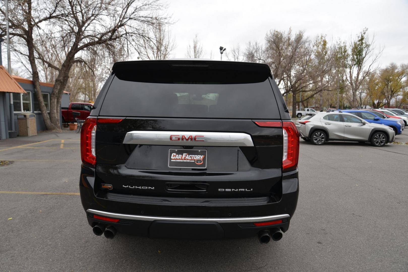 2021 Onyx Black /Jet Black GMC Yukon Denali 4WD (1GKS2DKL5MR) with an 6.2L V8 OHV 16V engine, 10 Speed Automatic transmission, located at 4562 State Avenue, Billings, MT, 59101, (406) 896-9833, 45.769516, -108.526772 - Photo#6