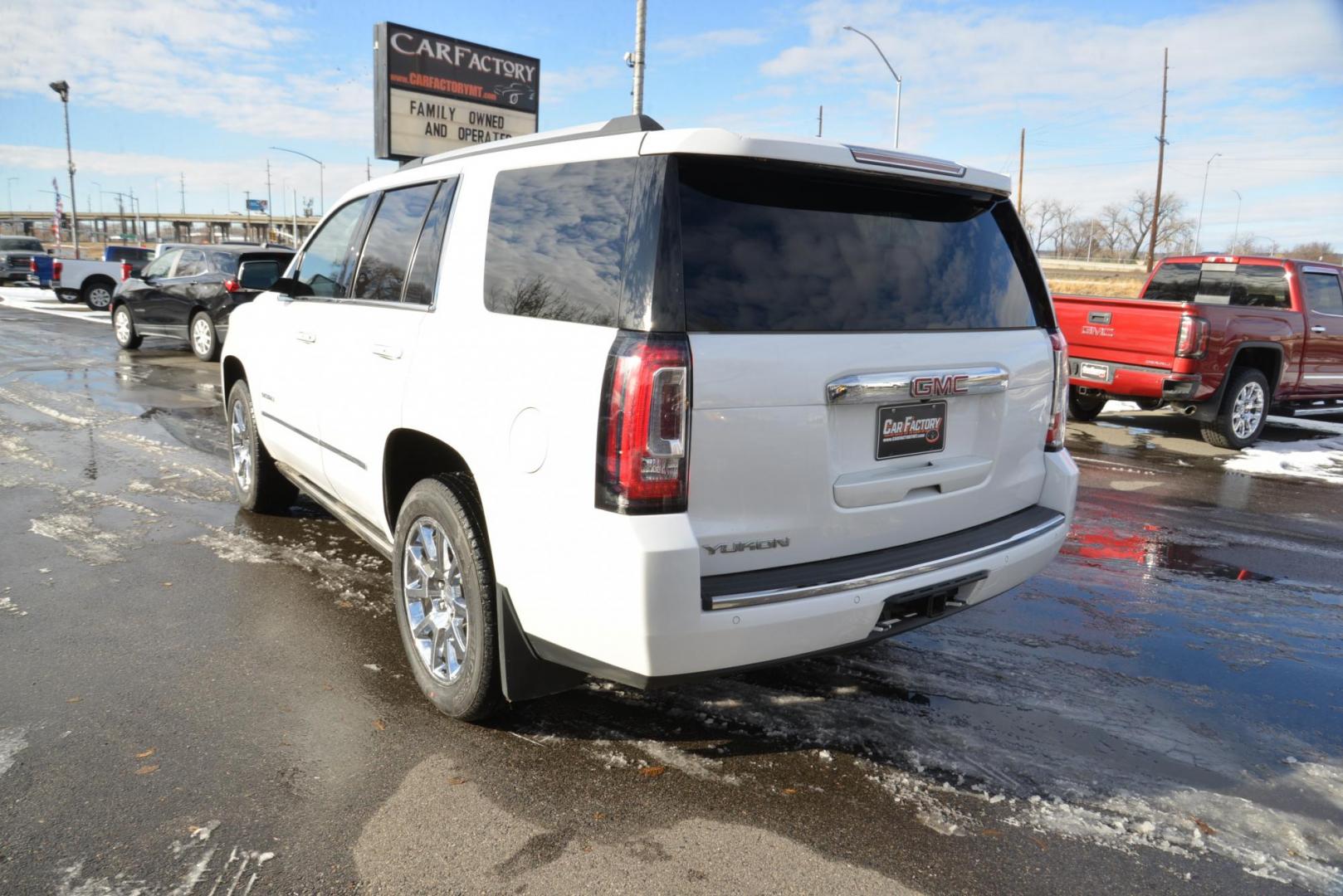 2018 White /Cocoa/Dark Atmosphere GMC Yukon Denali 4WD (1GKS2CKJ3JR) with an 6.2L V8 OHV 16V engine, 10 Speed Automatic transmission, located at 4562 State Avenue, Billings, MT, 59101, (406) 896-9833, 45.769516, -108.526772 - 2018 GMC Yukon Denali 4x4 with 3rd row seating The Yukon is a 2 Owner vehicle, There are no accidents recorded on the vehicle history report, it runs and drives smooth and quiet. The Interior and Exterior are both very clean. The Tires are new 20 inch Hercules Terra Trac It has a 6.2 Liter V - Photo#7