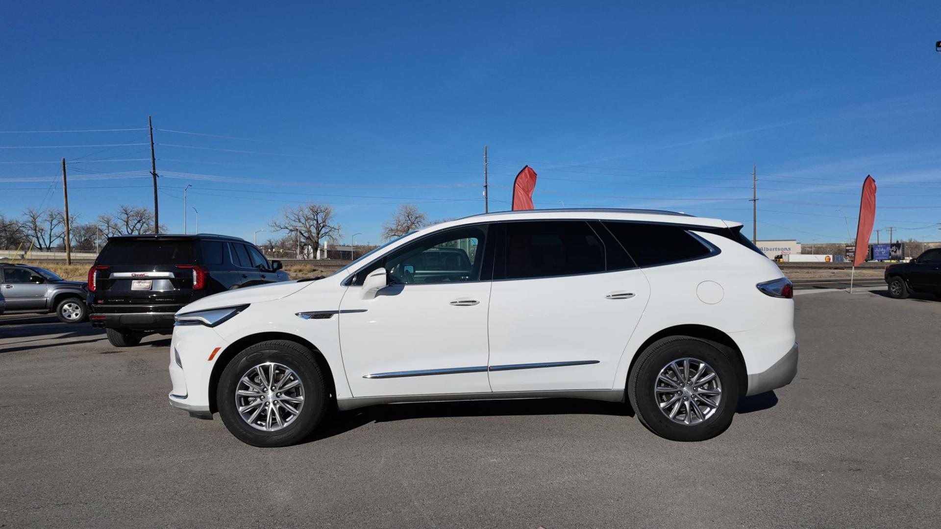 2022 Summit White /DARK GALVANIZED W/ EBONY Buick Enclave Premium AWD (5GAEVBKW7NJ) with an 3.6L V6 DOHC 24V engine, 9A transmission, located at 4562 State Avenue, Billings, MT, 59101, (406) 896-9833, 45.769516, -108.526772 - 2022 Buick Enclave Premium All Wheel Drive This Enclave is a One Owner vehicle, There are no accidents reported on the vehicle history report. The tires are in great shape and the Buick runs and drives quiet and smooth. If you want all the latest tech and 3rd row seating this is the cross over - Photo#8