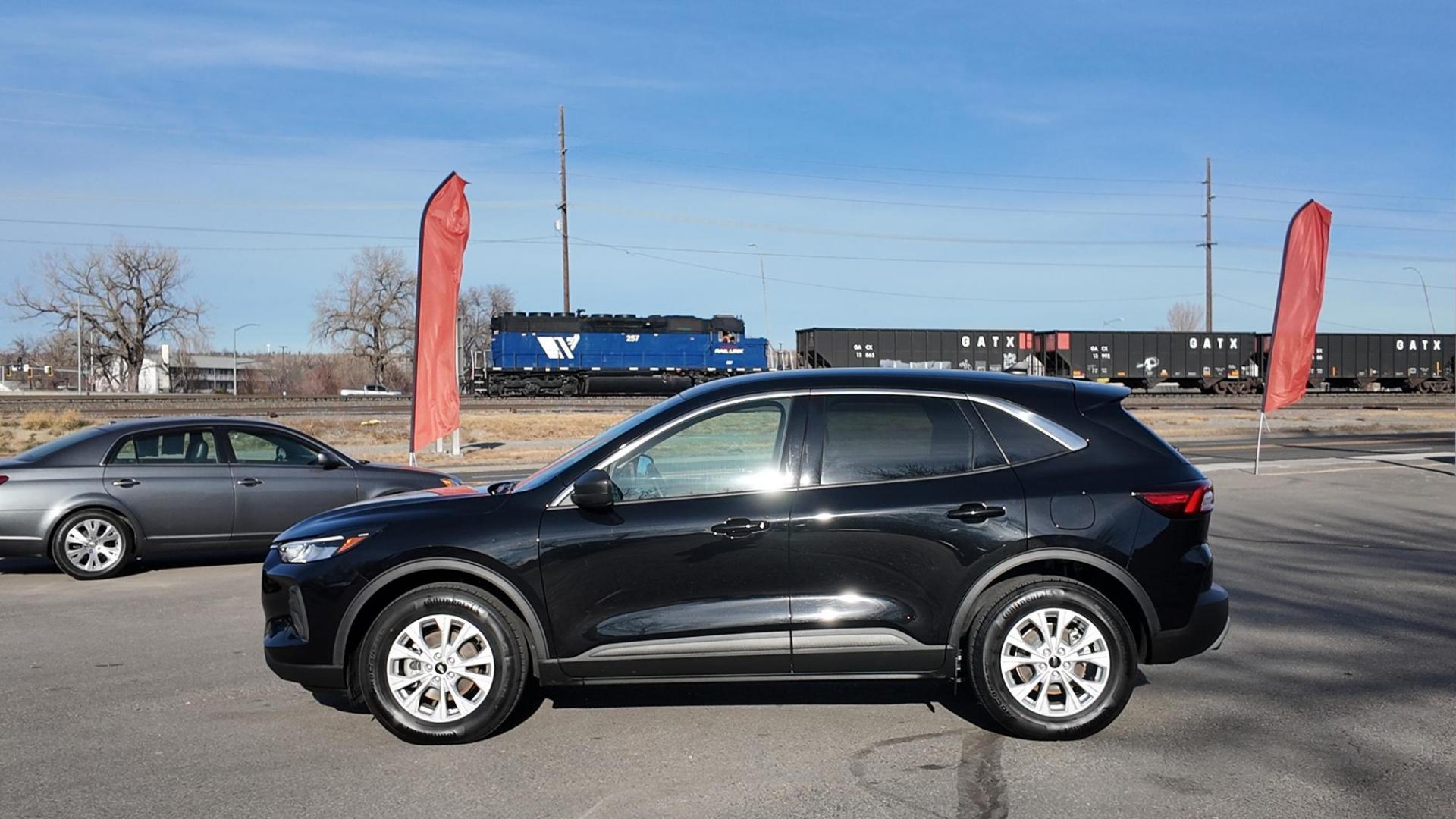 2024 Black /Black Ford Escape Active AWD (1FMCU9GN5RU) with an 1.5L L3 engine, 8 Speed Automatic transmission, located at 4562 State Avenue, Billings, MT, 59101, (406) 896-9833, 45.769516, -108.526772 - 2024 Ford Escape Active All Wheel Drive This Escape is a one owner vehicle with no accidents recorded on the history report, It has remaining Factory Warranty. The interior and exterior are clean. The 17 Inch Continental Pro Contact Tires are in great shape. it has a 1.5 Liter EcoBoost Engine, 8 S - Photo#2