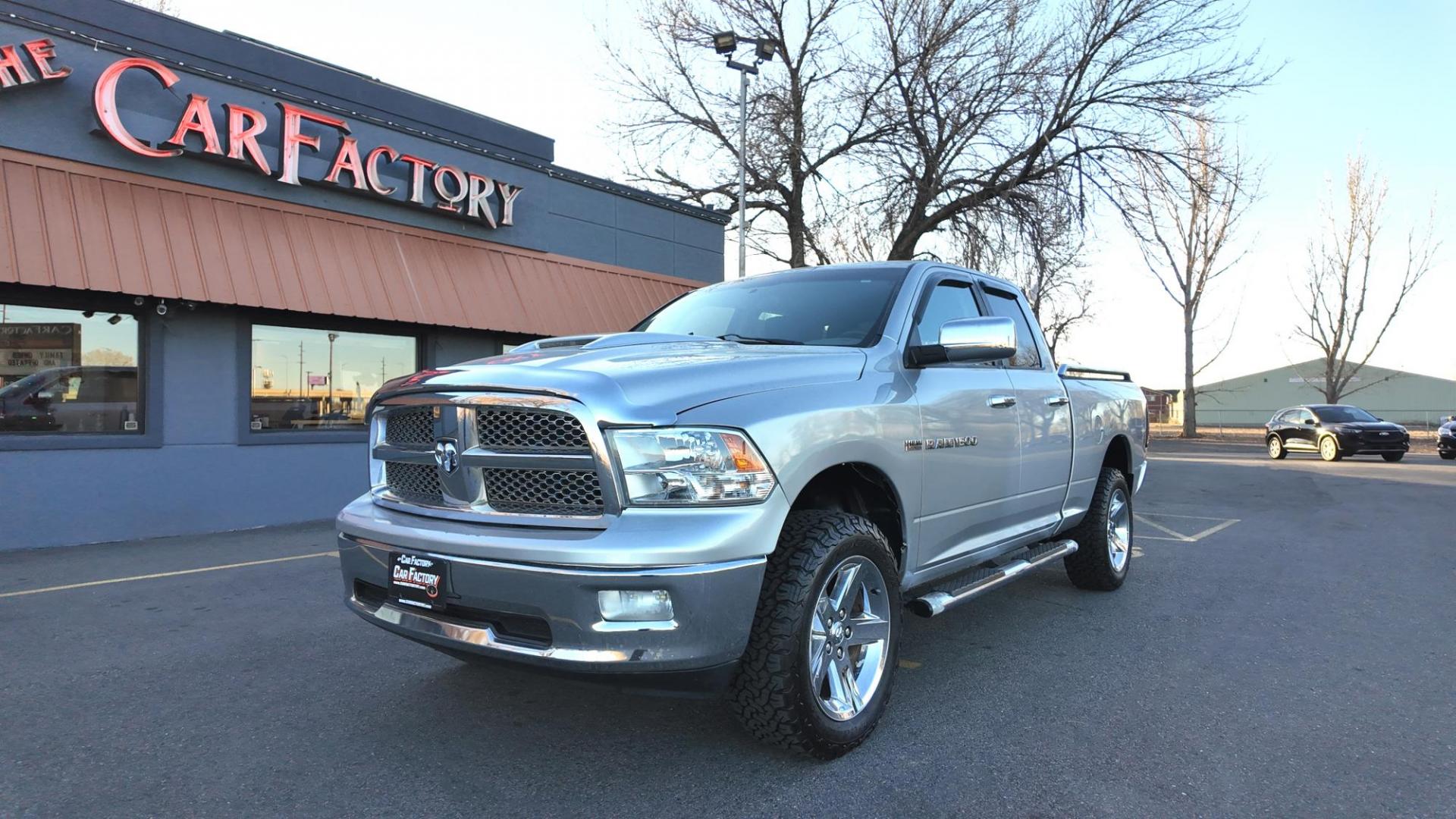 2012 Bright Silver /Dark Slate Dodge Ram 1500 Bighorn (1C6RD7GT1CS) with an 5.7L HEMI V8 OHV 16V engine, 6-Speed Automatic transmission, located at 4562 State Avenue, Billings, MT, 59101, (406) 896-9833, 45.769516, -108.526772 - Photo#4