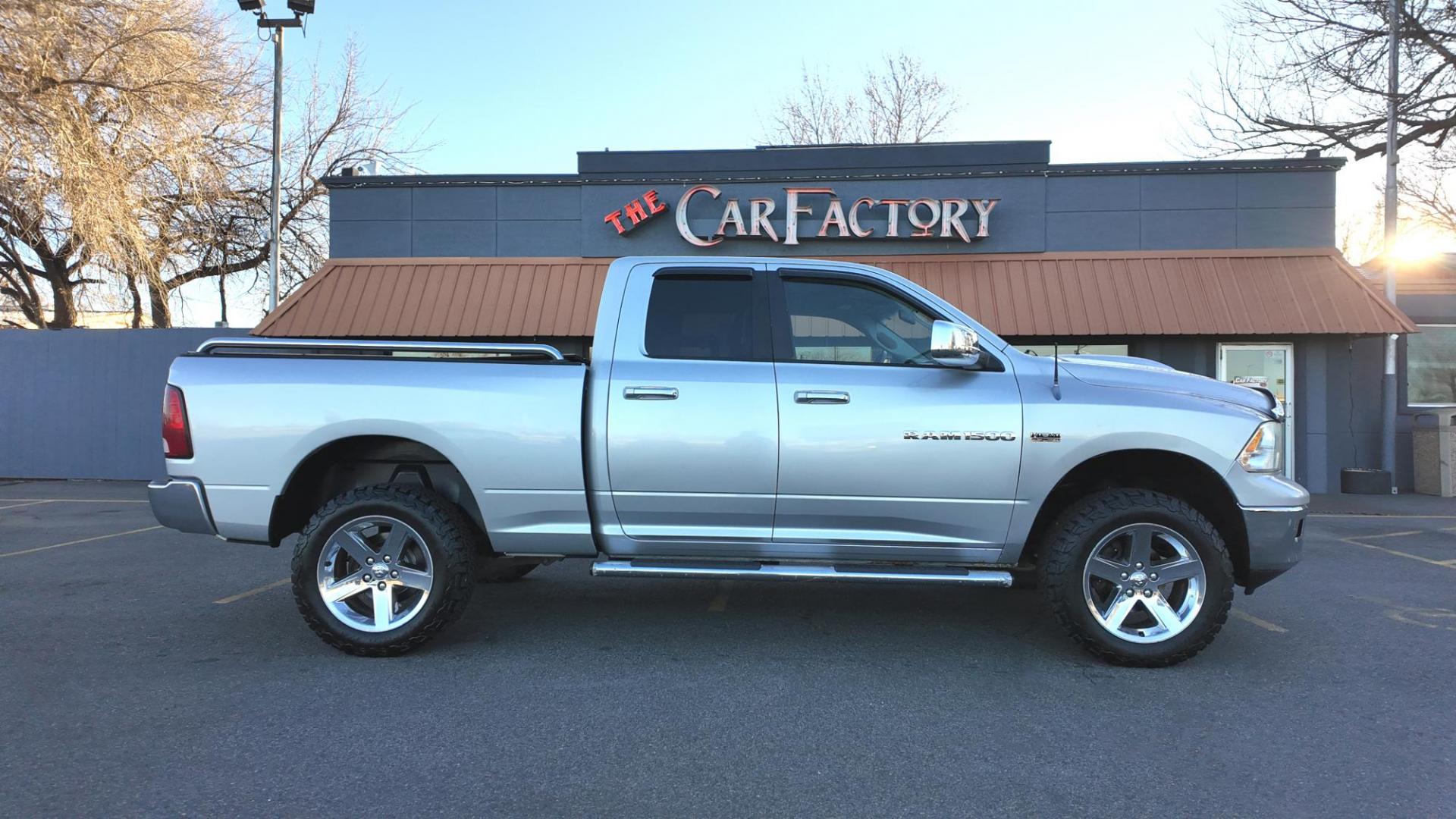 2012 Bright Silver /Dark Slate Dodge Ram 1500 Bighorn (1C6RD7GT1CS) with an 5.7L HEMI V8 OHV 16V engine, 6-Speed Automatic transmission, located at 4562 State Avenue, Billings, MT, 59101, (406) 896-9833, 45.769516, -108.526772 - Photo#10