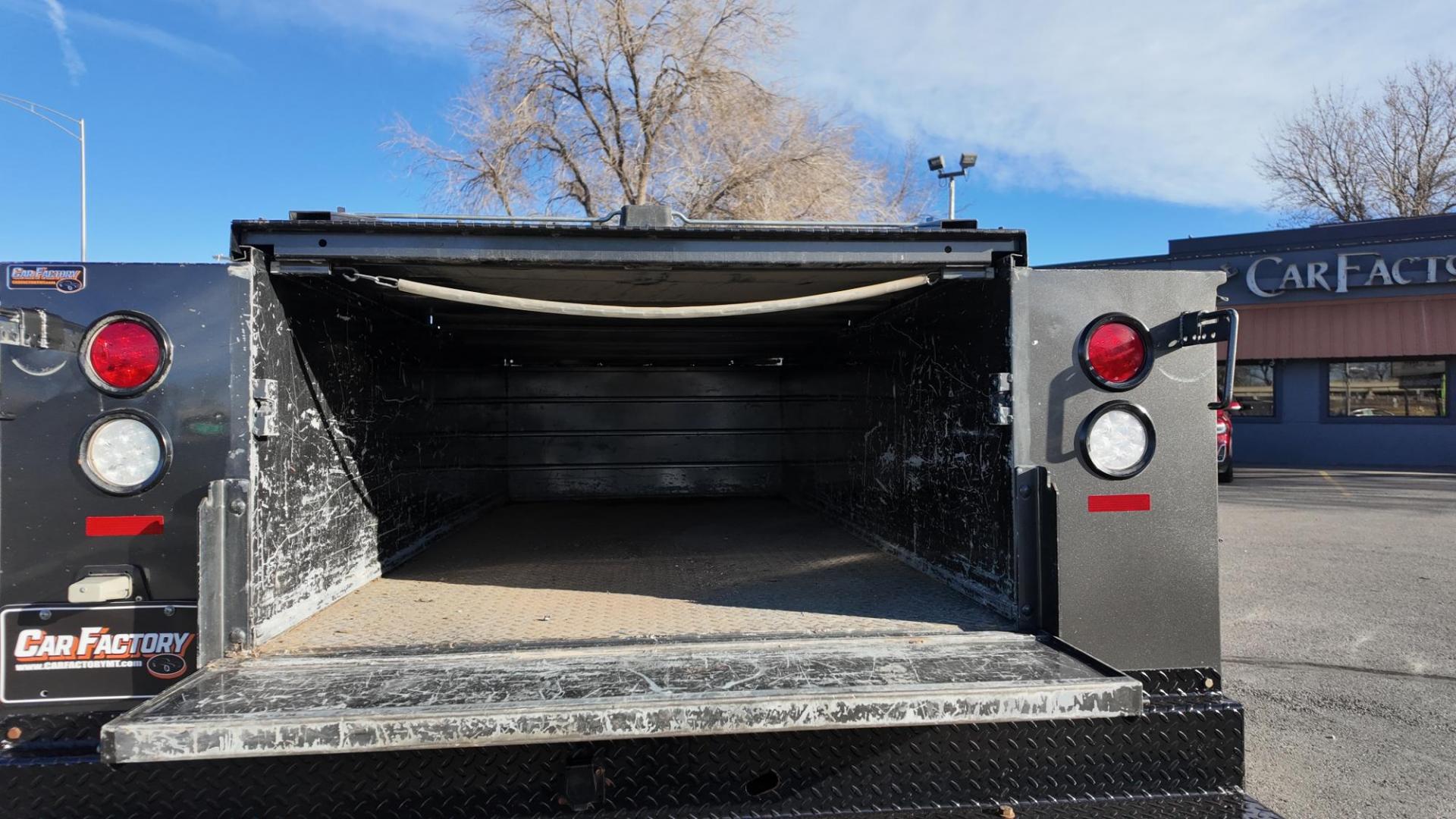 2019 Magnetic Gray Metallic /Grey Earth Ford F-250 SD XL (1FD7X2B60KE) with an 6.2L V8 OHV 16V engine, 6 speed automatic transmission, located at 4562 State Avenue, Billings, MT, 59101, (406) 896-9833, 45.769516, -108.526772 - 2019 Ford F250 Super Cab 4x4 with a Knapheide Service Body The Ford has been inspected and serviced. Ready to go to the job site today. There are no accidents recorded on the history report. The Truck runs and drives nicely. The 17 Inch Hankook Dynapro tires are in good condition. The interior an - Photo#13