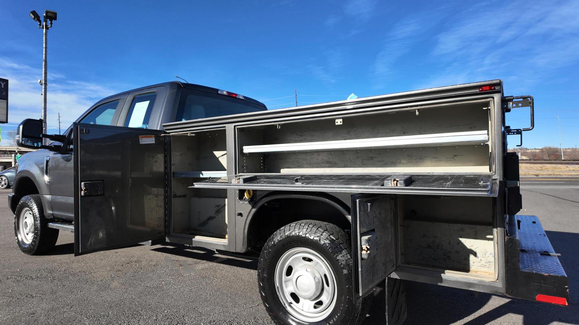 2019 Magnetic Gray Metallic /Grey Earth Ford F-250 SD XL (1FD7X2B60KE) with an 6.2L V8 OHV 16V engine, 6 speed automatic transmission, located at 4562 State Avenue, Billings, MT, 59101, (406) 896-9833, 45.769516, -108.526772 - 2019 Ford F250 Super Cab 4x4 with a Knapheide Service Body The Ford has been inspected and serviced. Ready to go to the job site today. There are no accidents recorded on the history report. The Truck runs and drives nicely. The 17 Inch Hankook Dynapro tires are in good condition. The interior an - Photo#14