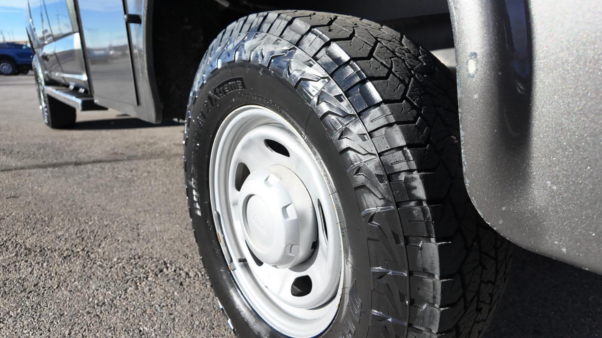 2019 Magnetic Gray Metallic /Grey Earth Ford F-250 SD XL (1FD7X2B60KE) with an 6.2L V8 OHV 16V engine, 6 speed automatic transmission, located at 4562 State Avenue, Billings, MT, 59101, (406) 896-9833, 45.769516, -108.526772 - 2019 Ford F250 Super Cab 4x4 with a Knapheide Service Body The Ford has been inspected and serviced. Ready to go to the job site today. There are no accidents recorded on the history report. The Truck runs and drives nicely. The 17 Inch Hankook Dynapro tires are in good condition. The interior an - Photo#18