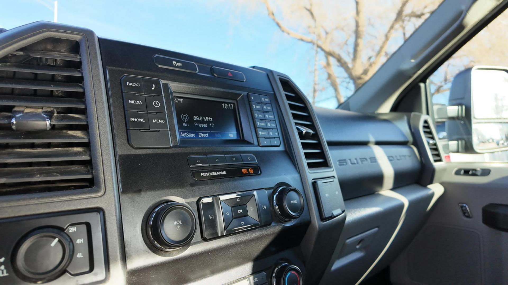 2019 Magnetic Gray Metallic /Grey Earth Ford F-250 SD XL (1FD7X2B60KE) with an 6.2L V8 OHV 16V engine, 6 speed automatic transmission, located at 4562 State Avenue, Billings, MT, 59101, (406) 896-9833, 45.769516, -108.526772 - 2019 Ford F250 Super Cab 4x4 with a Knapheide Service Body The Ford has been inspected and serviced. Ready to go to the job site today. There are no accidents recorded on the history report. The Truck runs and drives nicely. The 17 Inch Hankook Dynapro tires are in good condition. The interior an - Photo#22