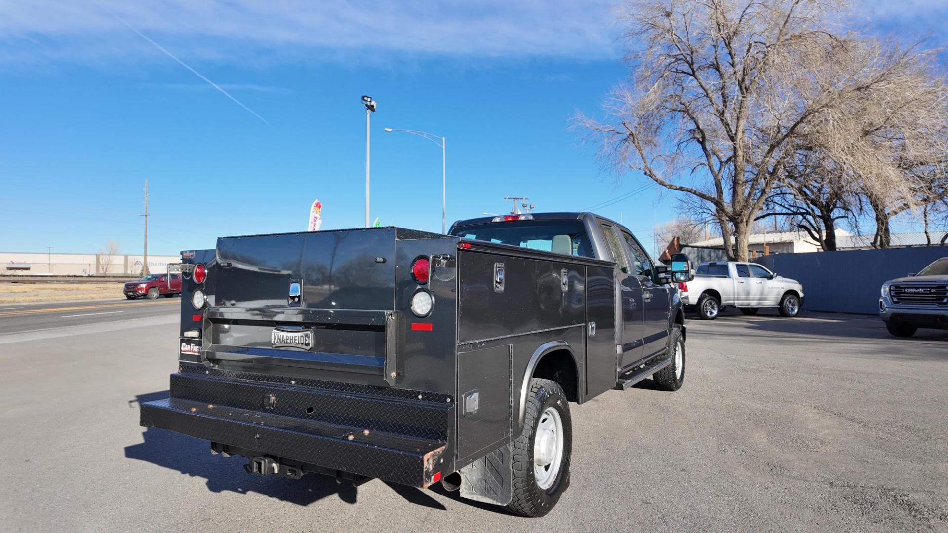 2019 Magnetic Gray Metallic /Grey Earth Ford F-250 SD XL (1FD7X2B60KE) with an 6.2L V8 OHV 16V engine, 6 speed automatic transmission, located at 4562 State Avenue, Billings, MT, 59101, (406) 896-9833, 45.769516, -108.526772 - 2019 Ford F250 Super Cab 4x4 with a Knapheide Service Body The Ford has been inspected and serviced. Ready to go to the job site today. There are no accidents recorded on the history report. The Truck runs and drives nicely. The 17 Inch Hankook Dynapro tires are in good condition. The interior an - Photo#5