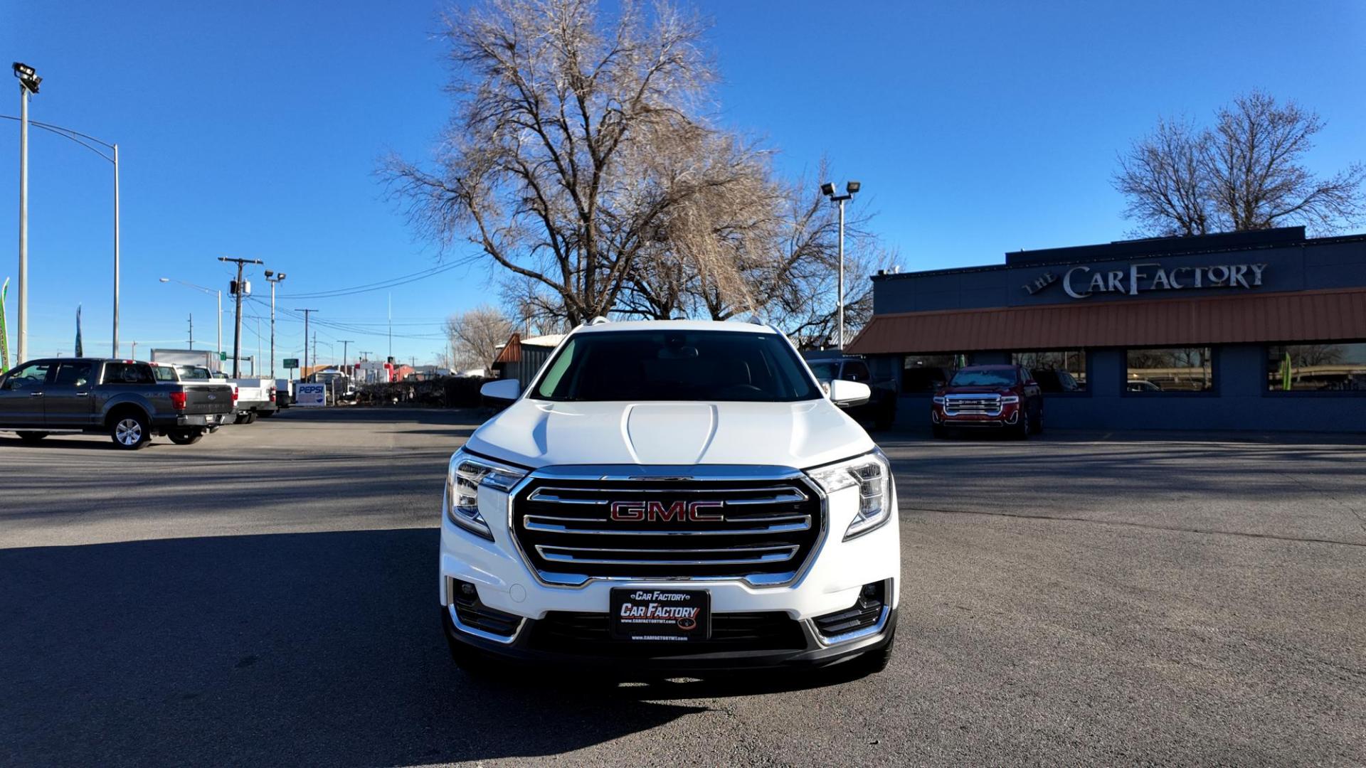 2024 Summit White /Jet Black GMC Terrain SLT AWD (3GKALVEG1RL) with an 1.5L L4 DOHC 16V TURBO engine, 6A transmission, located at 4562 State Avenue, Billings, MT, 59101, (406) 896-9833, 45.769516, -108.526772 - 2024 GMC Terrain SLT All Wheel Drive The Terrain is a One Owner vehicle with no accidents recorded on the history report. It has less than 6,000 miles and comes with the remaining factory warranty. The 18 Inch Michelin tires are in good shape. it has a 1.5 Liter 4 cylinder engine, 9 Speed automati - Photo#3