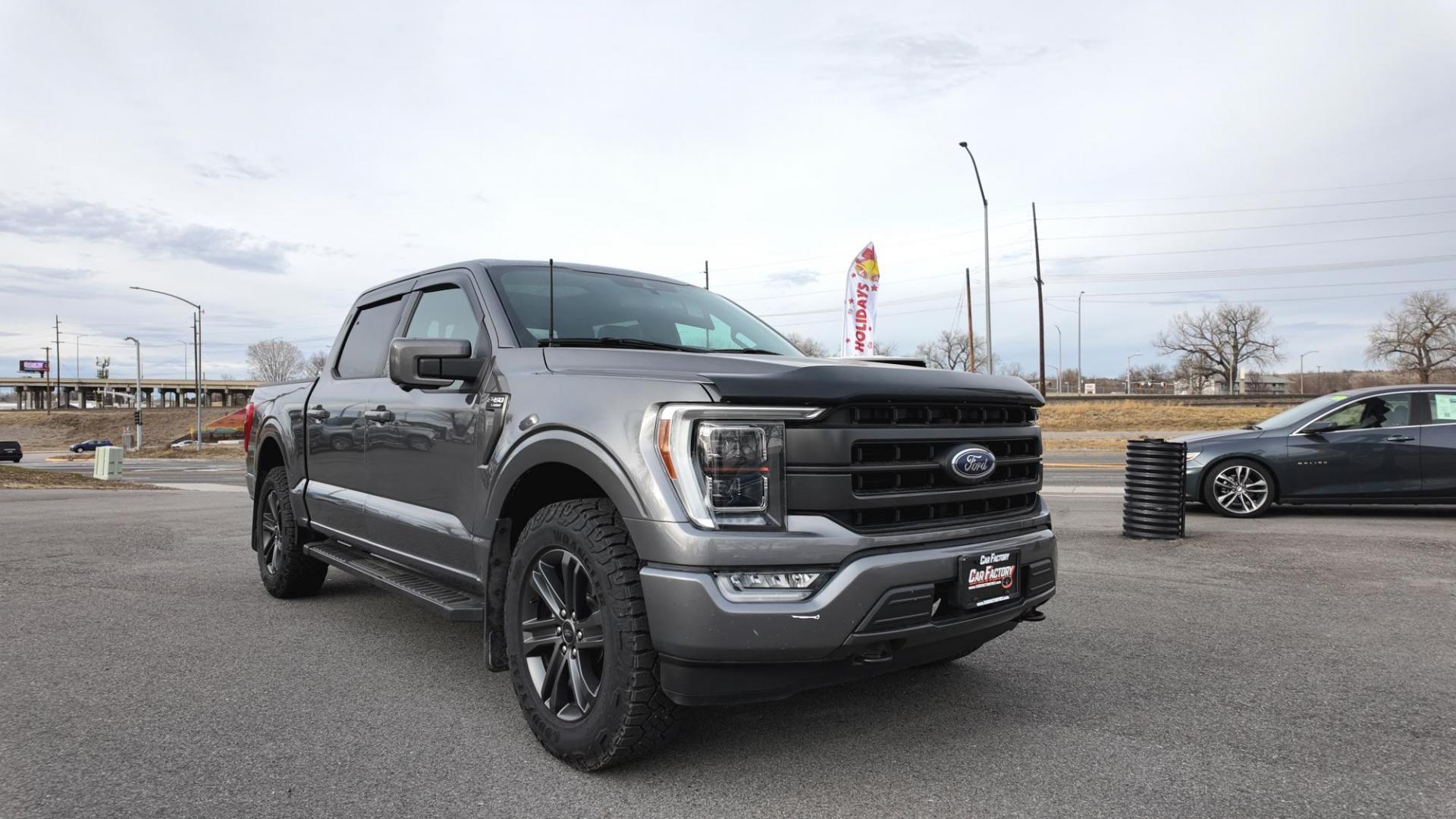 2021 Grey /Black Ford F-150 (1FTFW1E53MF) with an 5.0L V8 OHV 16V engine, 6A transmission, located at 4562 State Avenue, Billings, MT, 59101, (406) 896-9833, 45.769516, -108.526772 - This is a 2021 Ford F150 Lariat SuperCrew 4x4 with a 5 and a half foot bed This Ford runs and drives nicely, there are no accidents recorded on the history report. The Interior and exterior are clean, The 20 Inch Goodyear Wrangler Tires are in great shape it has a 5 Liter V8, 10 Speed automati - Photo#9