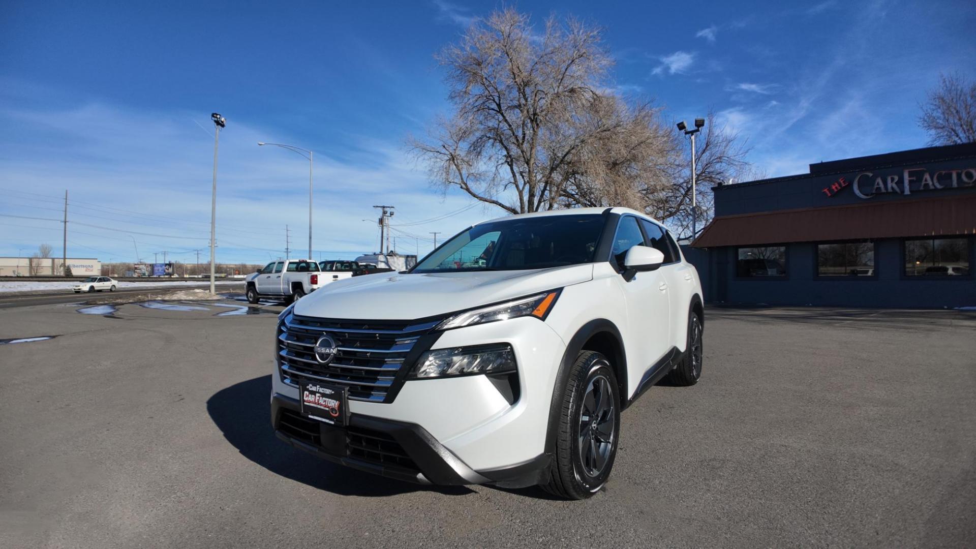 2024 Everest White Pearl /Charcoal Nissan Rogue SV AWD (5N1BT3BBXRC) with an 1.5 Liter engine, CVT transmission, located at 4562 State Avenue, Billings, MT, 59101, (406) 896-9833, 45.769516, -108.526772 - Photo#2